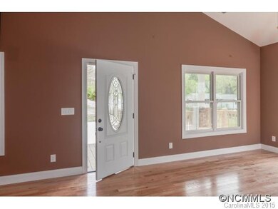 11 Bowen Rd, Asheville, NC 28803 - photo 5