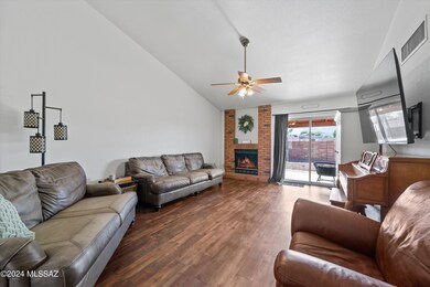 04-Living Area