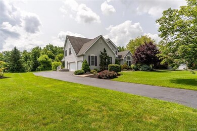 7263 Lochhaven St, Allentown, PA 18106 - photo 2