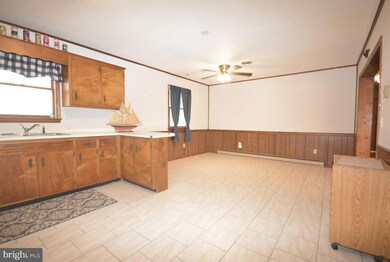 31847 Clarks Wharf Rd, Trappe, MD 21673 - photo 2