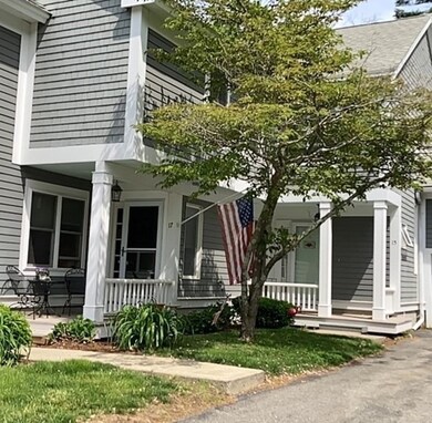 17 Walnut Ct, Rockland, MA 02370 - photo 2