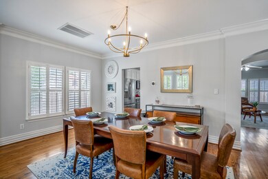 A closer look at the dining area reveals just how