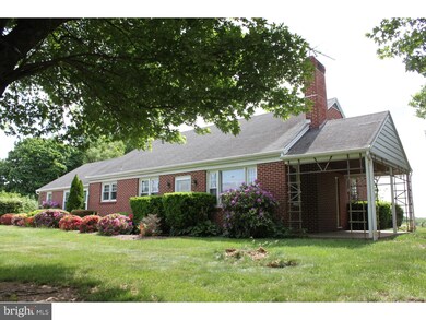 308 Brownbacks Church Rd, Spring City, PA 19475 - photo 2