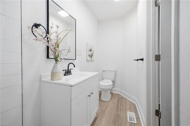 307 N 4th St, Suffolk, VA 23434 - photo 6