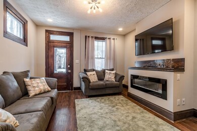 03-21-18 2063 N 4th St 09