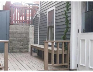 82 Bartlett St, Charlestown, MA 02129 - photo 4