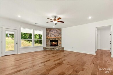 57 Overton Dr, Bella Vista, AR 72714 - photo 4