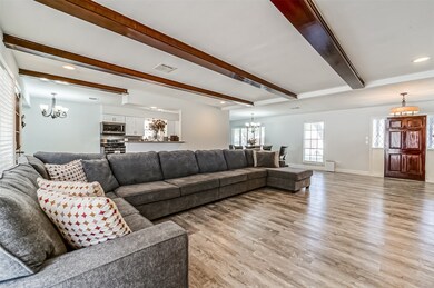 8206 Garden Parks Dr, Houston, TX 77075 - photo 7