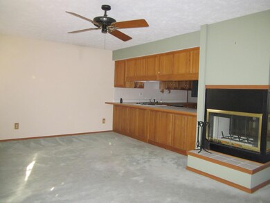 27 Edgemont Dr, Kimberling City, MO 65686 - photo 4