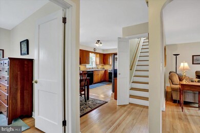 202 Old Fritztown Rd, Reading, PA 19607 - photo 3