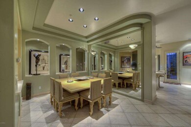 004_Dining Room