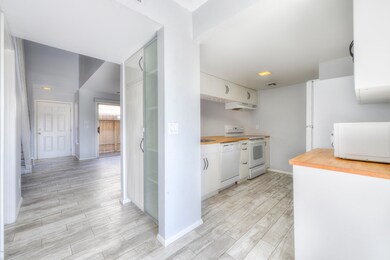 005_Family-Kitchen