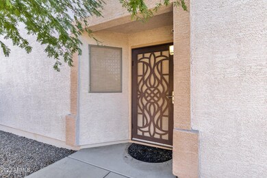 6-web-or-mls-12712-w-mandalay-ln