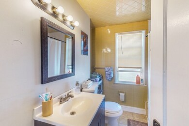 63 Raymond Ave, Somerville, MA 02144 - photo 3