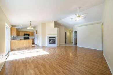 7-web-or-mls-2510 NE Ocker Dr-27
