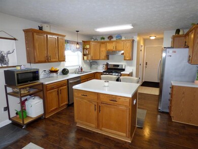 3280 E Markle Rd, Huntington, IN 46750 - photo 4