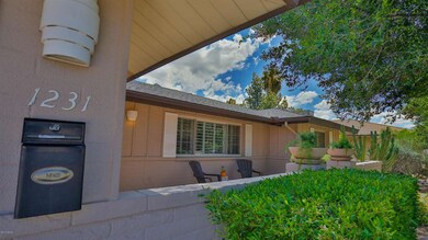 Frontyard4