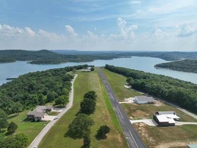 1379 Discovery Bay Dr, Shell Knob, MO 65747 - photo 2