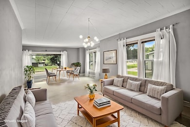 919 Lawndale St, Ludington, MI 49431 - photo 4