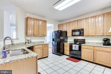 8306 Pleasant Chase Rd, Jessup, MD 20794 - photo 6