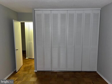 River Park unit N723, Washington, DC 20024 - photo 4