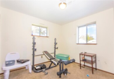 2157 E 39th St, Lorain, OH 44055 - photo 4