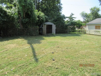 224 Tay Rd, Saint Louis, MO 63137 - photo 3