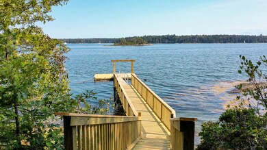 Association Dock