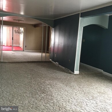 1053 Chesapeake Harbour Dr, Annapolis, MD 21403 - photo 6