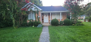 1838 Vinson St, Staunton, VA 24401 - photo 2