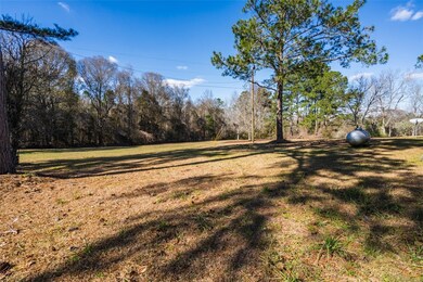 301 Robin Rd, Alma, GA 31510 - photo 7