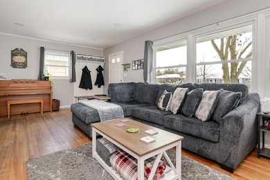 2698 Shrewsbury Rd, Columbus, OH 43221 - photo 7