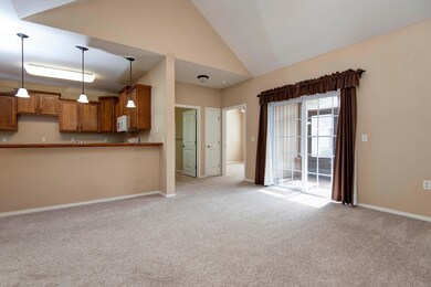 1392 N Sandy Creek Cir unit 4, Nixa, MO 65714 - photo 6