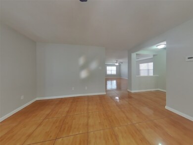 15114 Weeping Cedar Ln, Houston, TX 77084 - photo 4