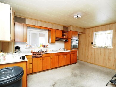 333 E Bertsch St, Lansford, PA 18232 - photo 6