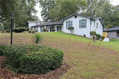 2165 Sterling Ridge Rd, Decatur, GA 30032 - photo 5