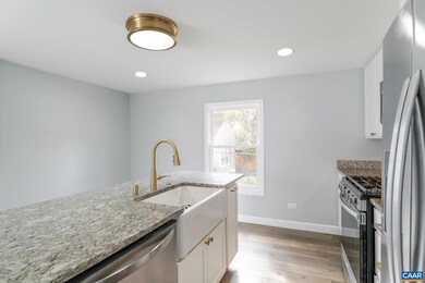 900 Saint Clair Ave, Charlottesville, VA 22901 - photo 4