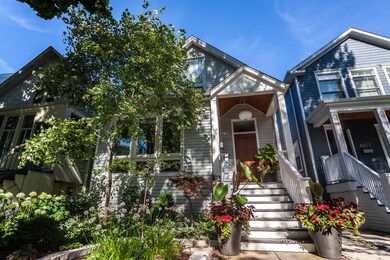 4819 N Seeley Ave, Chicago, IL 60625 - photo 2