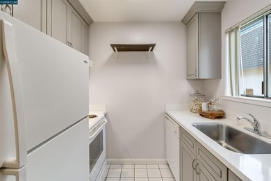 3905 Clayton Rd unit 37, Concord, CA 94521 - photo 4