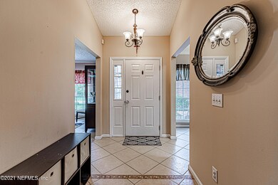 5-Foyer