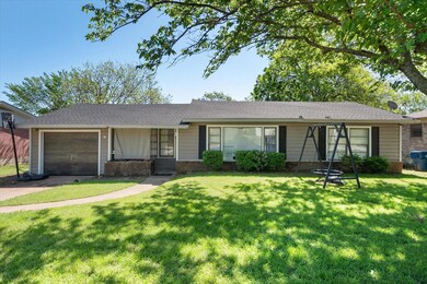 107 Oakwood Dr, Keene, TX 76059 - photo 2