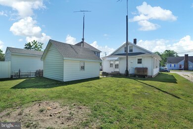 207 Delaware Ave, Harrington, DE 19952 - photo 3
