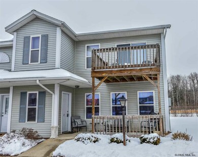 312 Cambridge Manor Dr, Schenectady, NY 12302 - photo 2