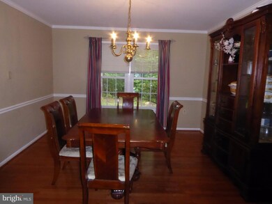 6200 Falcon Landing Ct, Burke, VA 22015 - photo 7