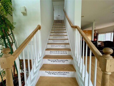 674 Mulberry Dr, Nazareth, PA 18064 - photo 4