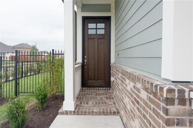 3810 Killian Exterior Entry