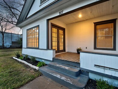 907 W Owings St, Denison, TX 75020 - photo 2