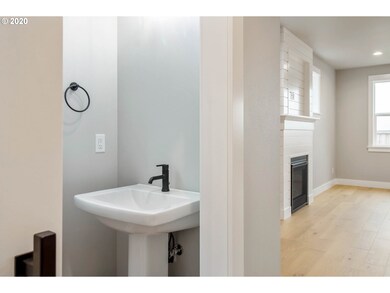 1515 Sand Trap Ln, Eugene, OR 97408 - photo 5