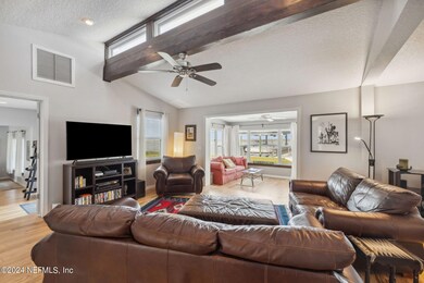 11-web-or-mls-16045 Shellcracker Rd (32