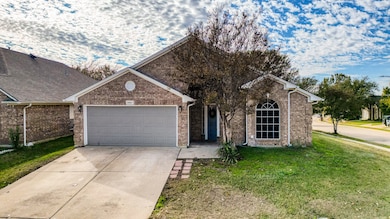8667 Trace Ridge Pkwy, Fort Worth, TX 76244 - photo 2
